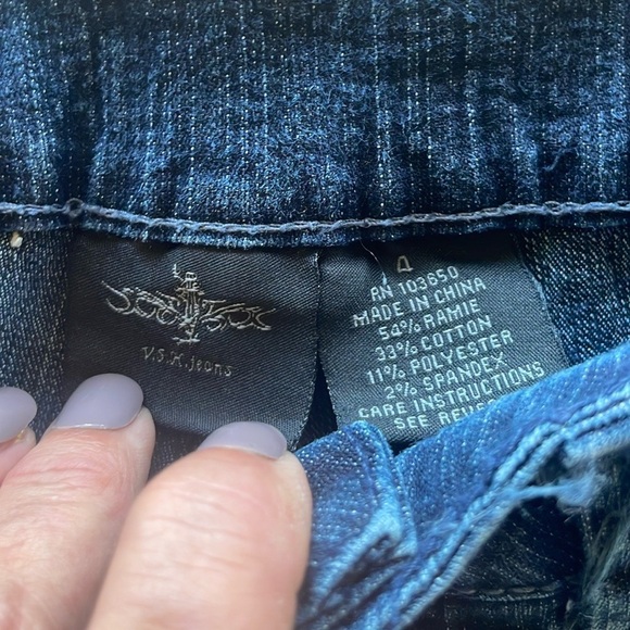 Fashion Nova VSX Straight Leg Jeans Dark Wash Embellished Pocket Jeans Size 4 - Picture 6 of 10